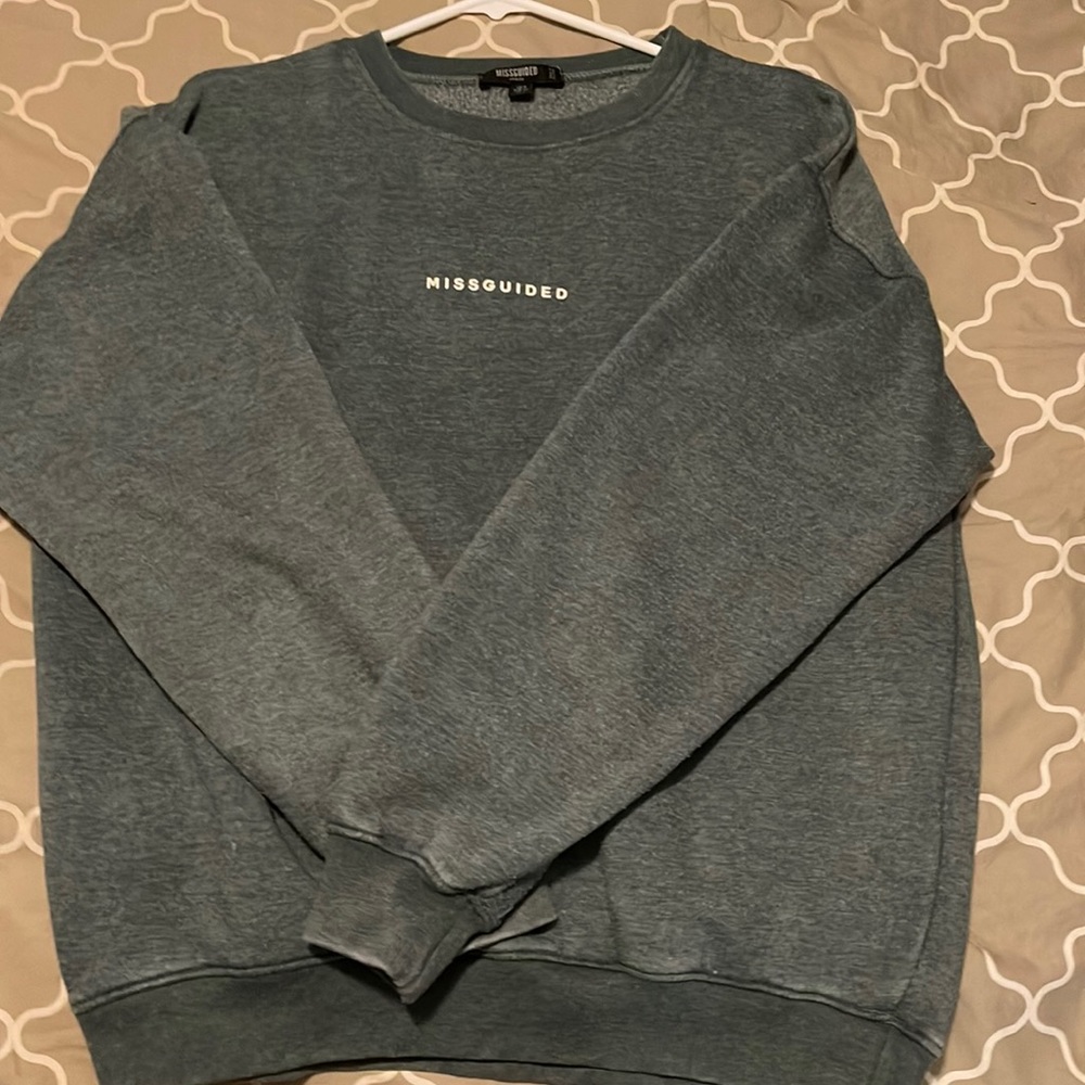 Missguided dark green crewneck size 0; barely worn